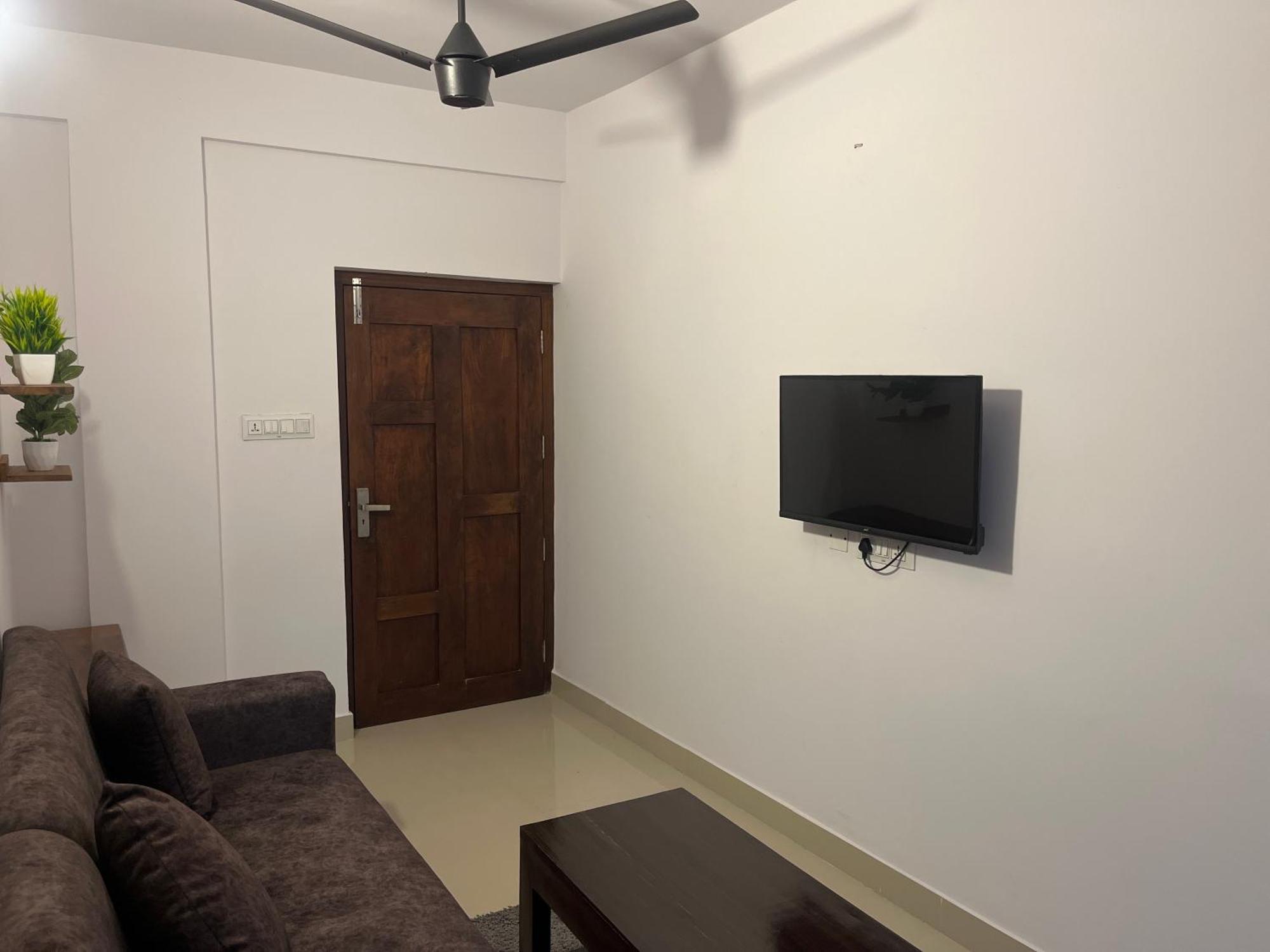 Hotel Le Marina Residency Кожикоде Екстер'єр фото