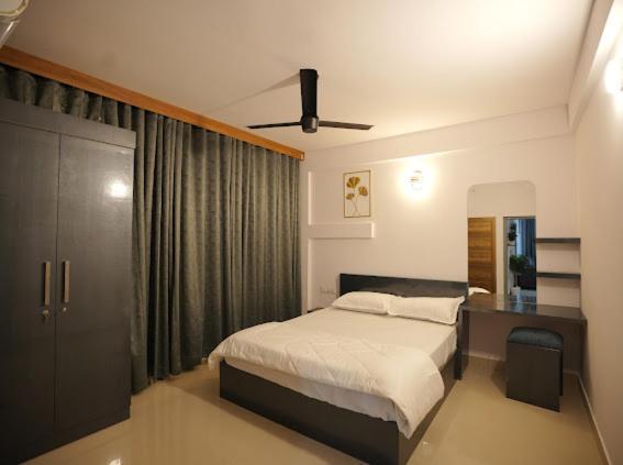 Hotel Le Marina Residency Кожикоде Екстер'єр фото