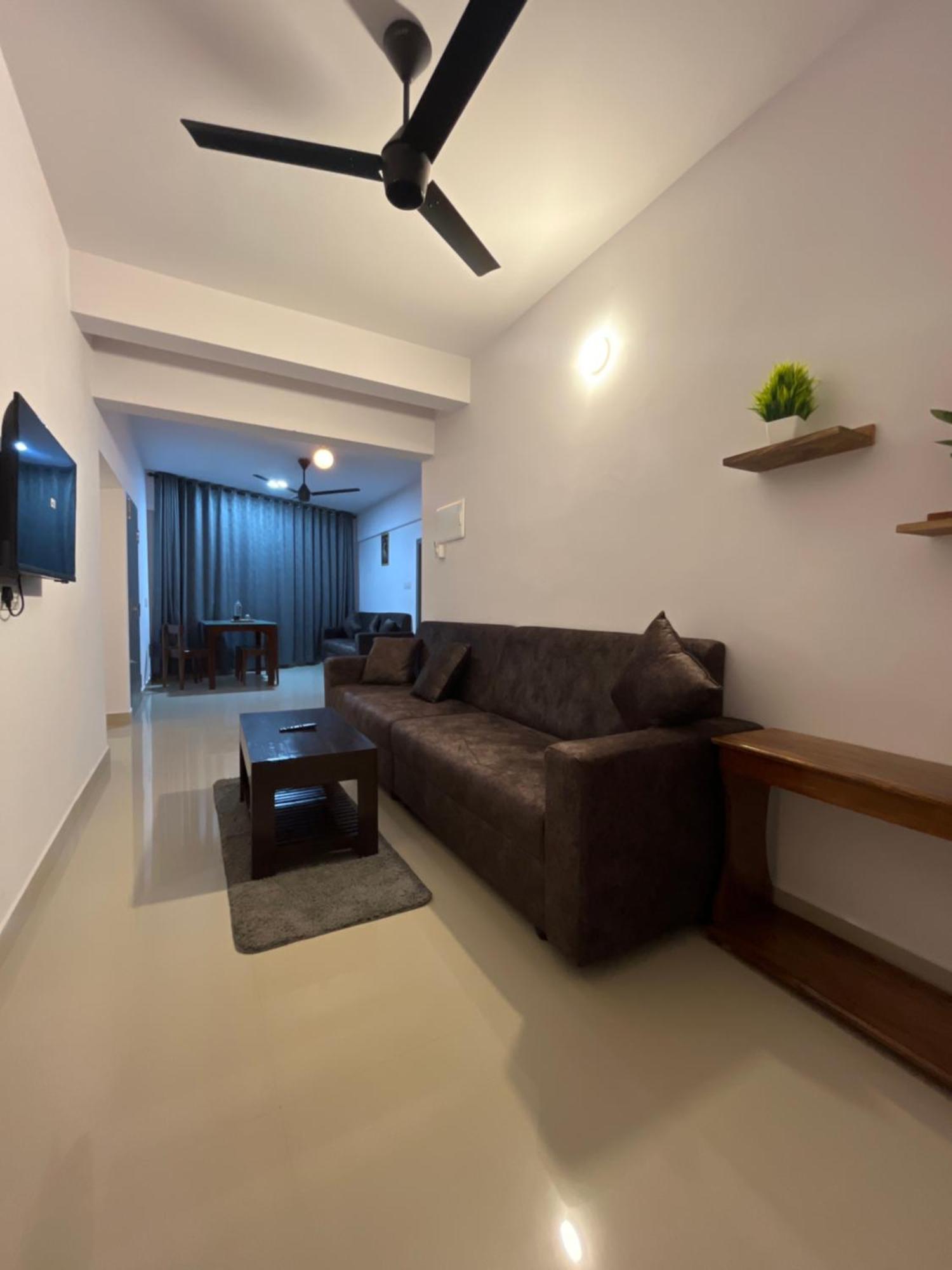 Hotel Le Marina Residency Кожикоде Екстер'єр фото