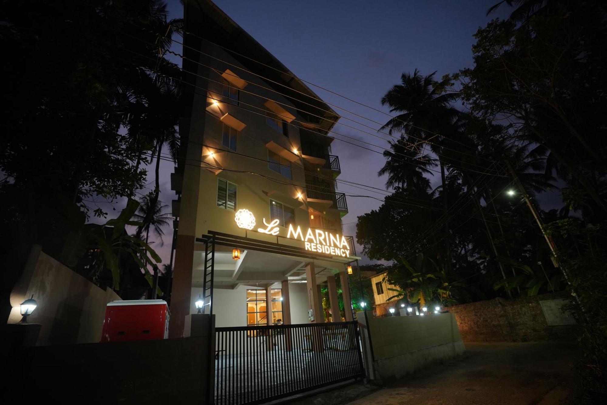 Hotel Le Marina Residency Кожикоде Екстер'єр фото